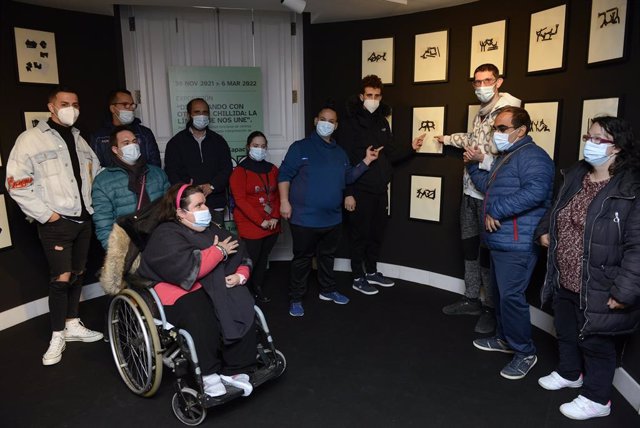 Personas con discapacidad participan en la Semana D-Capacidad de la Fundación Bancaja y CaixaBank para la integración a través del arte