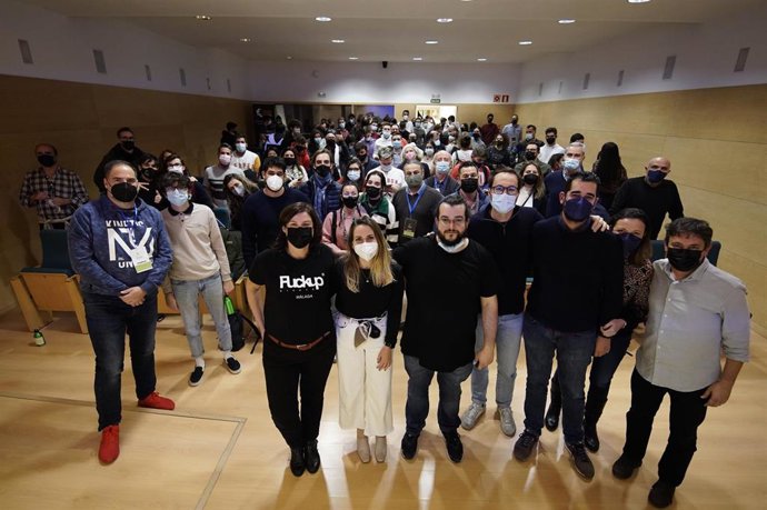 La UMA acoge 'Fuckup Night', encuentro con emprendedores que explican con humor los tropiezos o fracasos