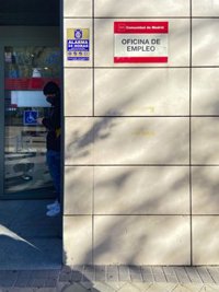 El paro en noviembre en la capital disminuyó un 2,2% hasta alcanzar las 186.380 personas desempleadas