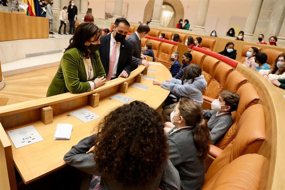 LECTURA DE LA CONSTITUCIÓN
