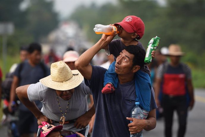 Un grupo de migrantes de Centroamérica a su paso por México.