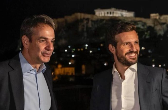 El Presidente Del Partido Popular, Pablo Casado, Se Ha Reunido Este Jueves Con El Primer Ministro De Grecia, Kyriakos Mitsotakis, Líder También De Nueva Democracia