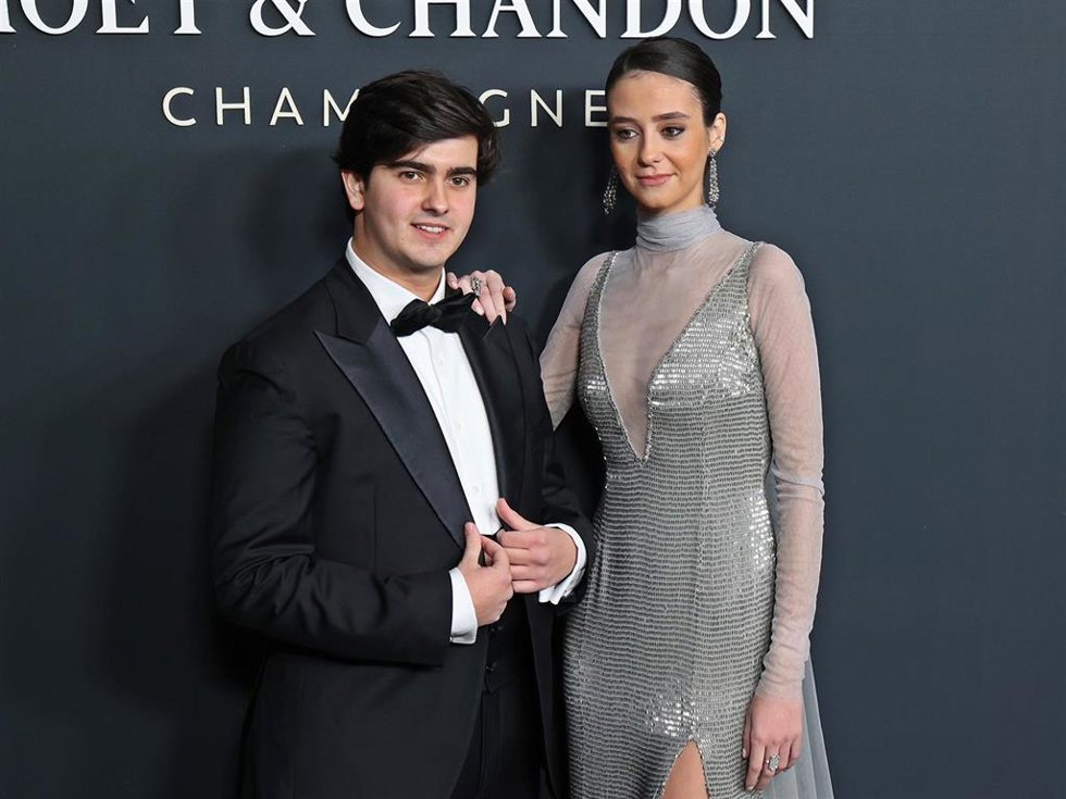 JORGE BÁRCENAS Y VICTORIA FEDERICAES
