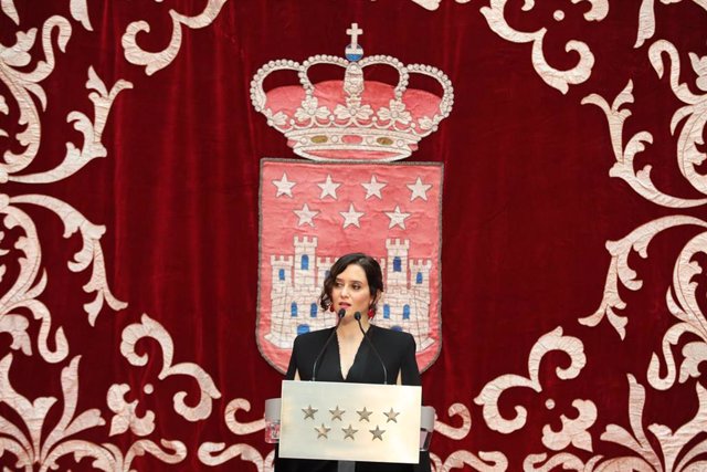 Archivo - La presidenta de la Comunidad de Madrid, Isabel Díaz Ayuso, interviene durante el acto de homenaje a la Constitución, en la Real Casa de Correos, en Madrid (España), a 4 de diciembre de 2020.