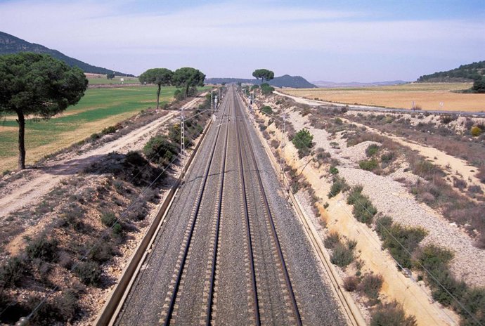 Archivo - Arxiu - Imatge d'unes vies de tren