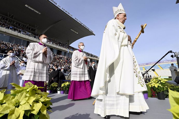 HANDOUT - 03 December 2021, Cyprus, Nicosia: Pope Francis leads a Holy Mass at Nicosia's GSP Stadium as part of a three-day visit to Cyprus. Photo: -/Vatican Media/ANSA via ZUMA Press/dpa - ATTENTION: editorial use only and only if the credit mentioned 