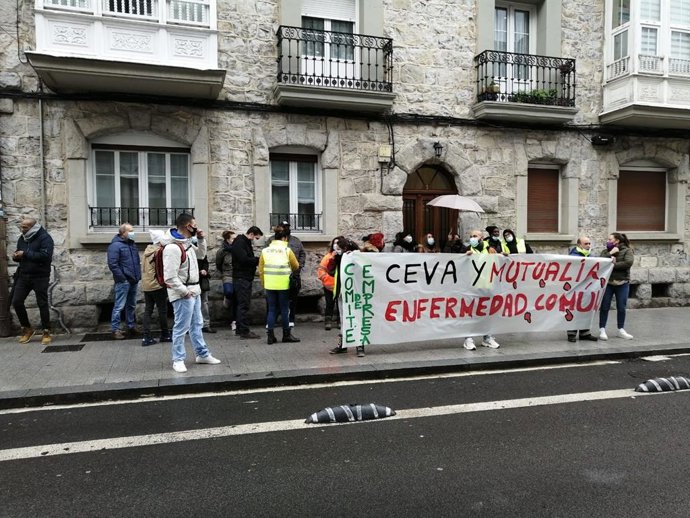 Protesta de trabajadores de CEVA en Vitoria