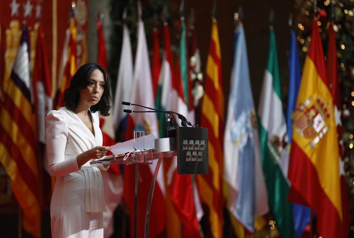 La delegada del Gobierno en la Comunidad de Madrid, Mercedes González,  interviene en los actos conmemorativos del 43 aniversario de la Constitución Española, en la Puerta del Sol, a 3 de diciembre de 2021, en Madrid (España). La Constitución Española 