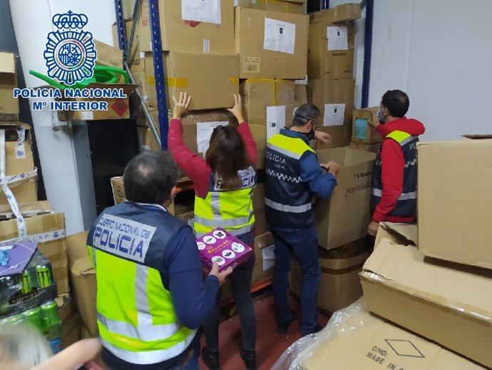 Intervenidos en Málaga más de 21.000 juguetes falsificados en un operativos contra la piratería