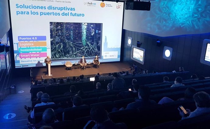 La Autoridad Portuaria de Sevilla (APS), la Universidad de Sevilla (US) y GoHub han lanzado los retos innovadores en las jornadas 'Soluciones disruptivas para los puertos del futuro'.