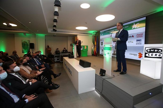 El consejero de Presidencia, Elías Bendodo, durante su participación en los premios 'Andalucía Capital 2021'