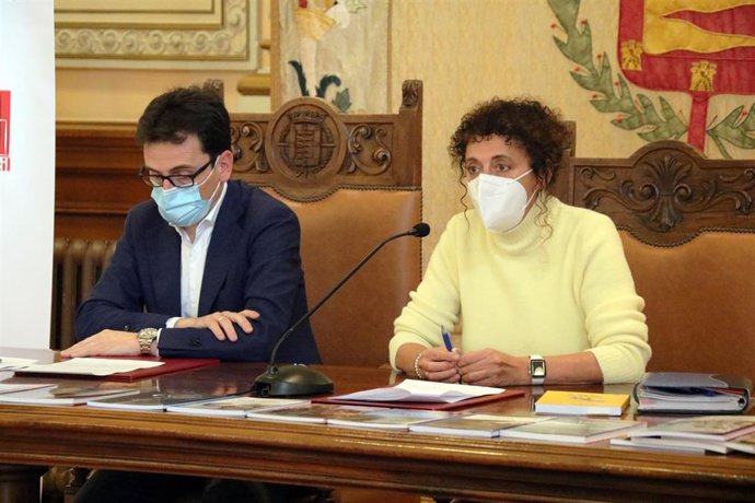 Pedro Herrero y Rafaela Romero, durante el acto institucional con motivo del Día Internacional de las Personas con Discapacidad.