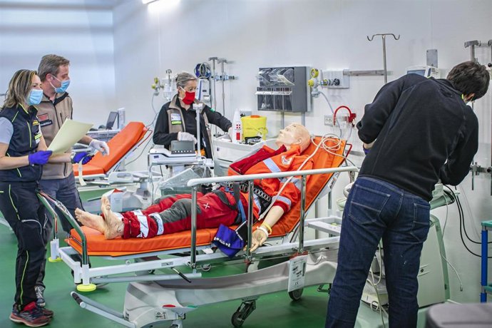 Archivo - Misión con personal sanitario ruso en Bérgamo, Italia, durante la pandemia del coronavirus