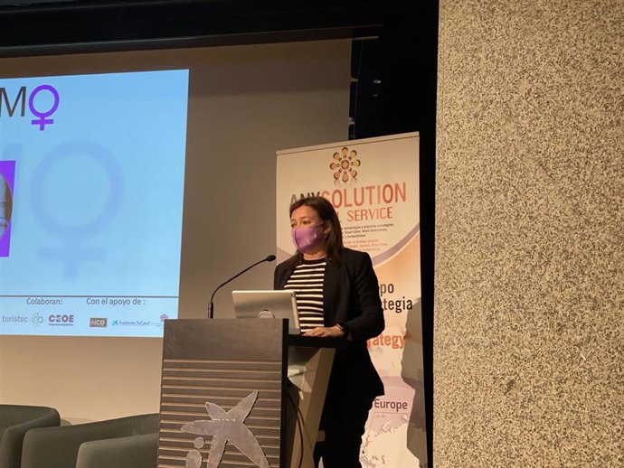 La consellera de Presidencia, Función Pública e Igualdad, Mercedes Garrido, durante su intervención.