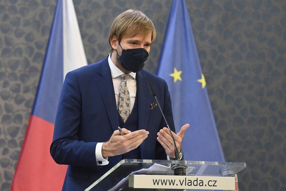 Archivo - El ministro de Salud de República Checa, Adam Vojtech