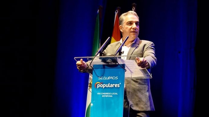 Elías Bendodo, presidente del PP de Málaga, en el VIII Congreso del PP de Estepona