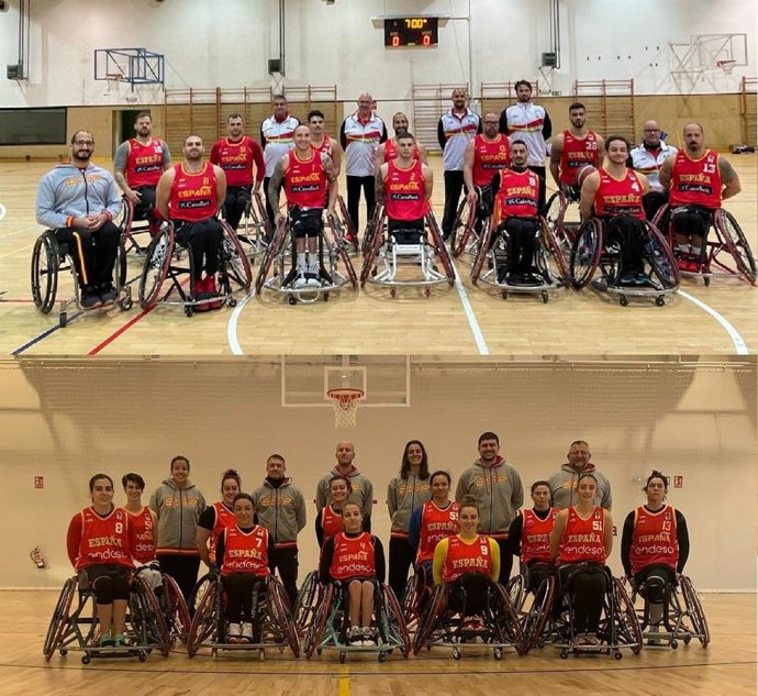 Las selecciones masculina y femenina de baloncesto en silla de ruedas