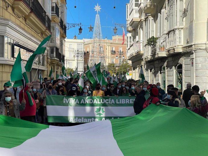 La portavoz de Adelante Andalucía, Teresa Rodríguez, este sábado en la manifstación por el 4D.