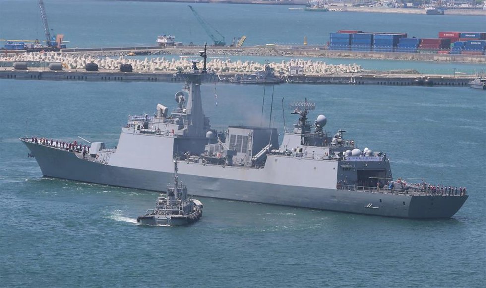 Archivo - Buque de guerra surcoreano parte a Somalia en misión antipiratería 