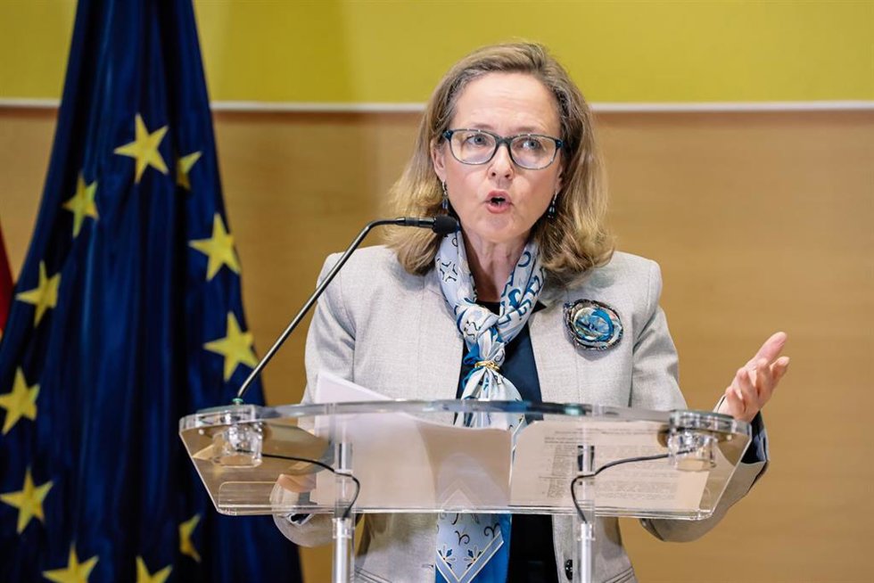 La vicepresidenta primera del Gobierno y ministra de Asuntos Económicos y Transformación Digital, Nadia Calviño, 