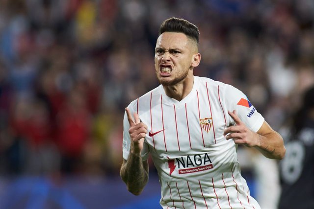 Archivo - Lucas Ocampos of Sevilla celebrates a goal during the UEFA Champions League, Group G, football match played between Sevilla FC and Lille OSC at Ramon Sanchez-Pizjuan stadium on November 2, 2021, in Sevilla, Spain.