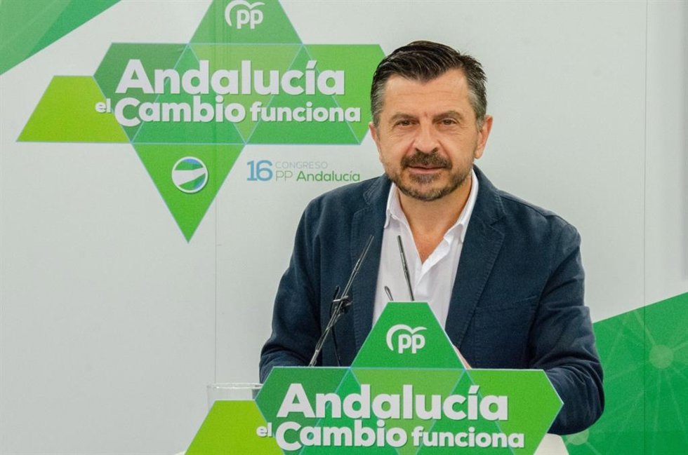 Archivo - El vicesecretario general del PP-A, Toni Martín, en una foto de archivo.