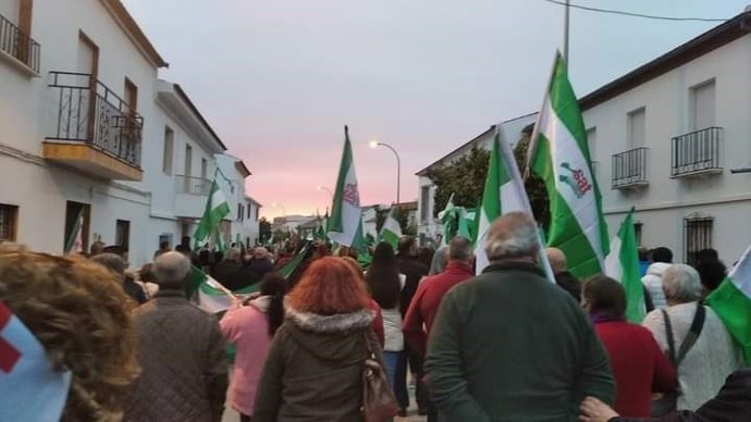 El SAT ocupa por novena vez la finca Somonte en Palma del Río para defender que "la tierra pública no se vende"