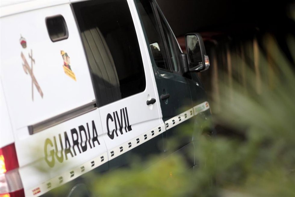 Archivo - Furgón de la Guardia Civil.