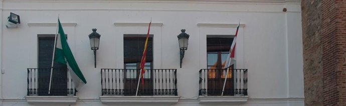 Fachada del Ayuntamiento de El Cerro de Andévalo (Huelva).