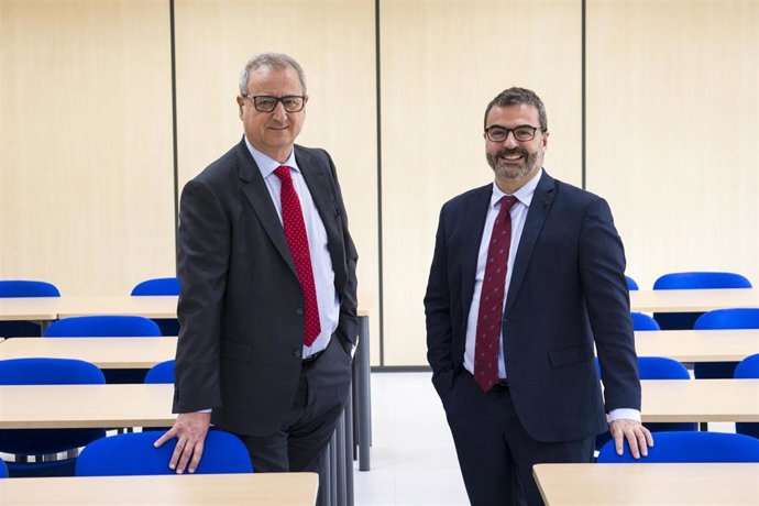 Archivo - El presidente de Oroel, Luis del Corral, y el director general, Felipe Blanco.