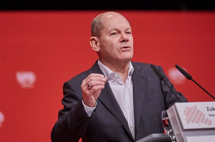 05 December 2021, Berlin: Olaf Scholz, Germany's Chancellor-designate, delivers a speech during the Berlin SPD state party conference in Berlin. Photo: Annette Riedl/dpa