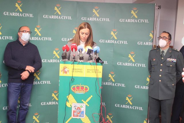 De izda a dcha, Latorre, Barcones y Velarde presentan las inversiones en 59 edificios de Interior en Castilla y León .