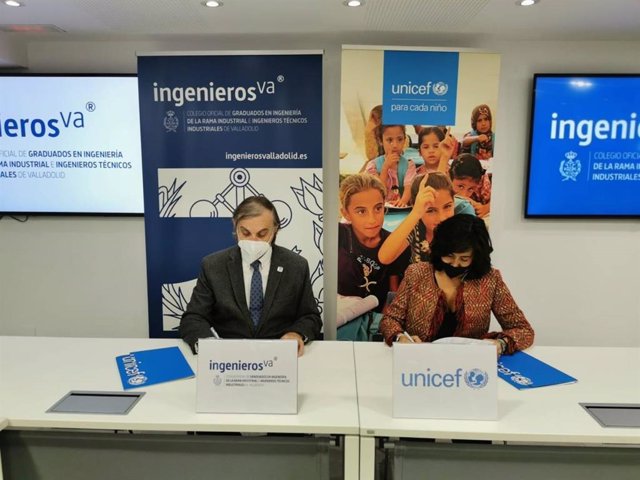 Óscar García, vicedecano del IngenierosVA, y María Eugenia García Rincón, presidenta de UNICEF Comité Castilla y León.