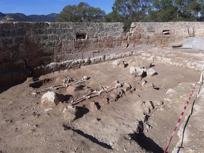 Hallazgo de dos cuerpos en el Castillo de Bellver.
