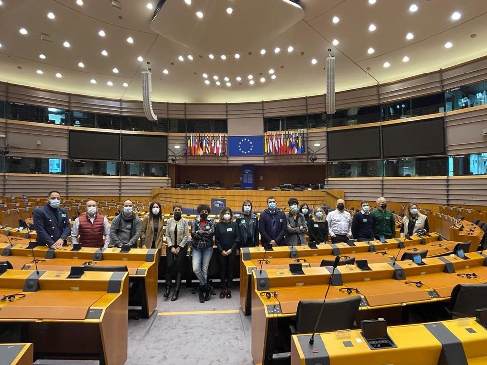 Una delegación del PSN analiza en Bruselas con los socialistas de la Eurocámara intereses estratégicos de Navarra.