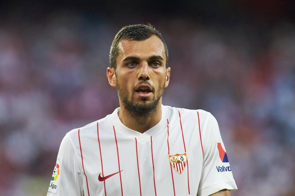 Archivo - Joan Jordám, jugador del Sevilla FC