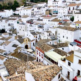 Archivo - Setenil de las Bodegas, pueblo de la Sierra de Cádiz