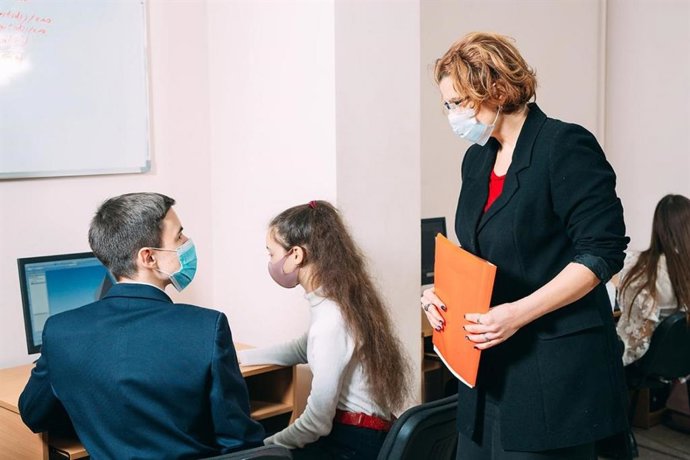 Un total de 183 centros de C-LM participarán en el proceso de renovación, selección y nombramiento de equipos directivos