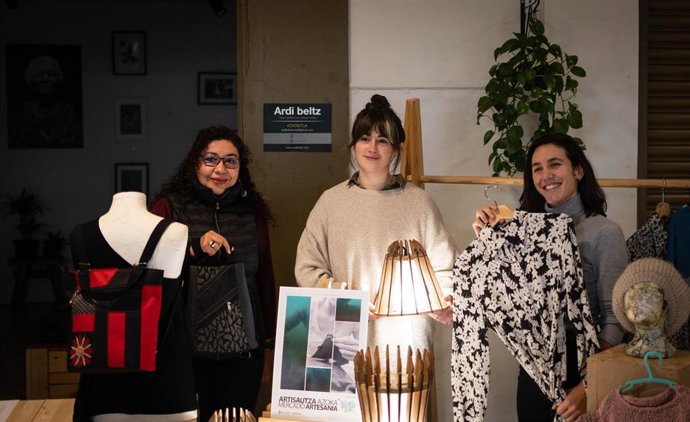 La antigua estación de autobuses acoge el próximo fin de semana un mercado de artesanía.