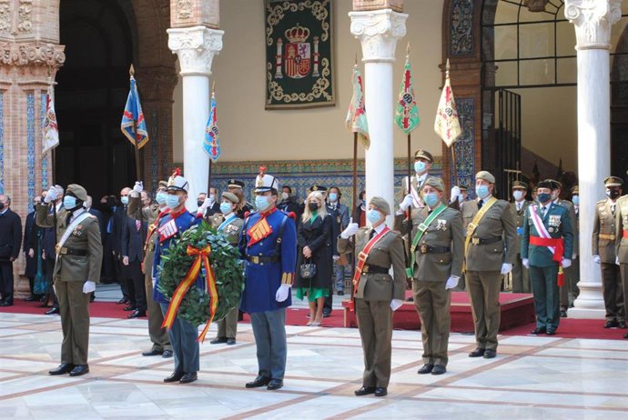 Acto militar en honor de la Inmaculada, patrona de Infantería, celebrado en el Cuartel General de la Fuerza Terrestre en Sevilla.