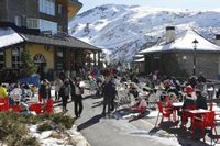 Sierra Nevada (Granada) registra un 76% de ocupación en el puente, con 37.000 esquiadores y 11.000 visitantes