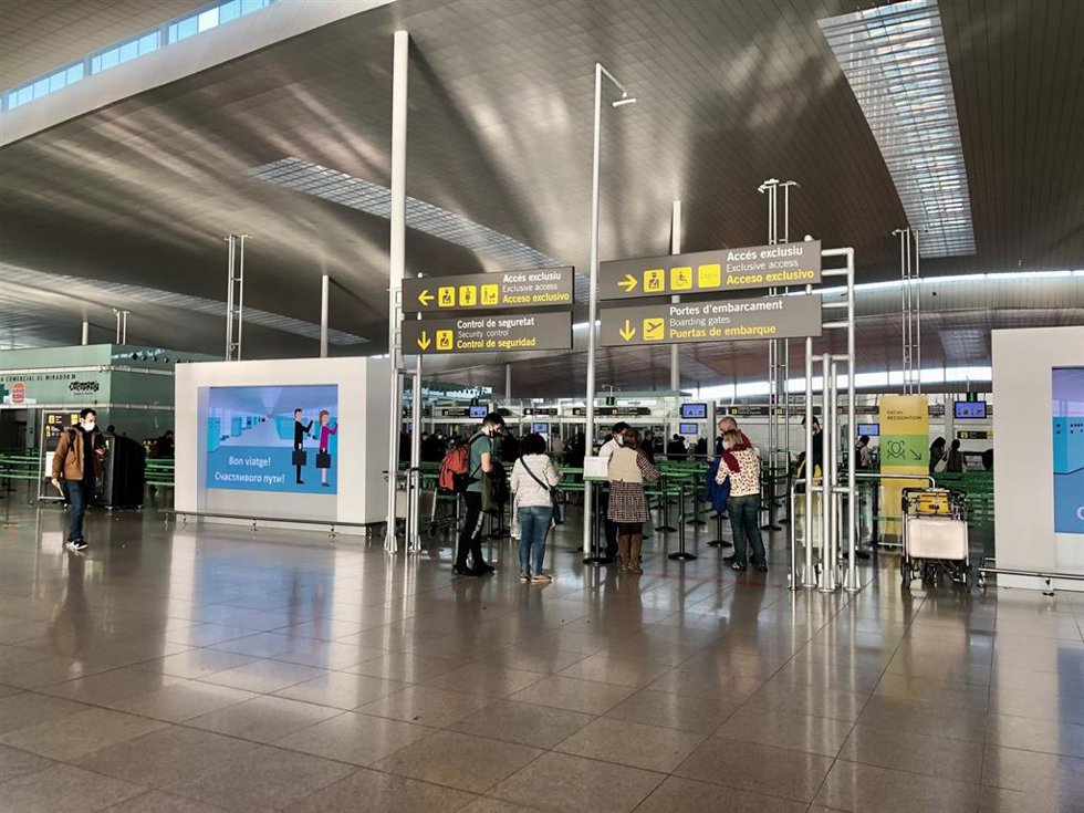 Pasajeros en el Aeropuerto de Barcelona-El Prat