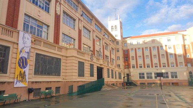 Patio del Colegio La Salle de Valladolid.