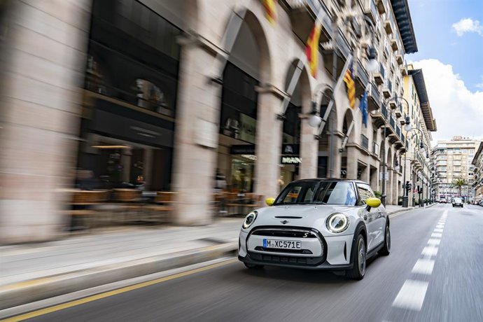 Archivo - Mini eléctrico.