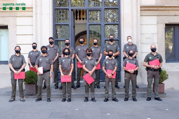 Imatge de la primera promoció de 14 sotsinspectors d'Agents Rurals
