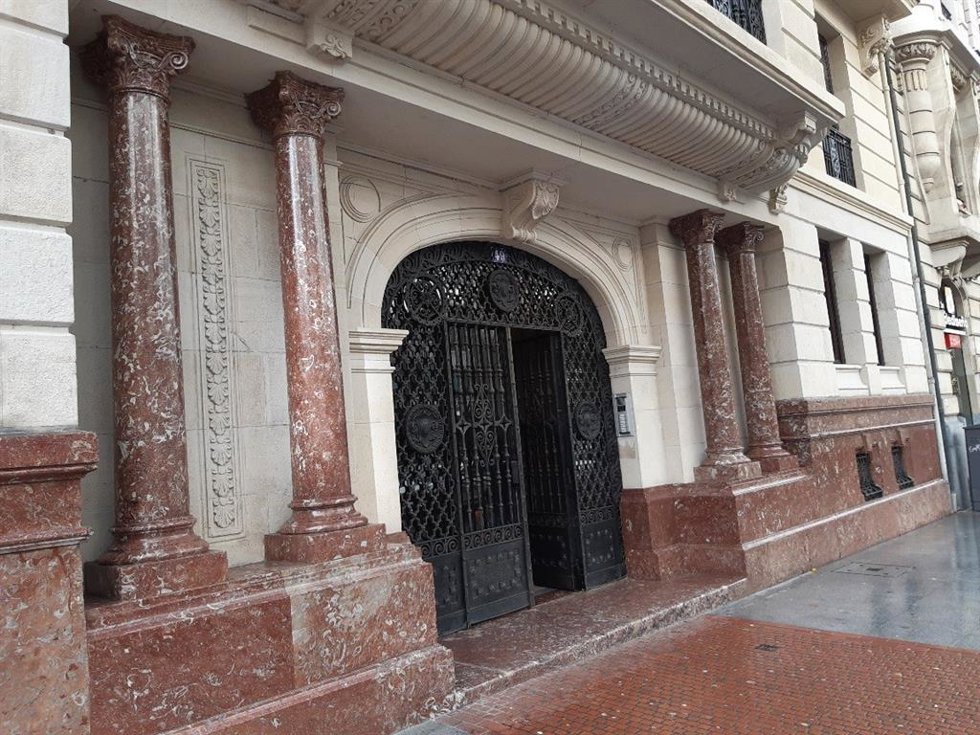 Archivo - Edificio de Gran Vía 49 en Bilbao, donde se ubica la nueva oficina de A&G.