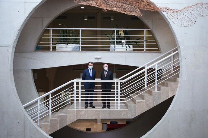 De izda. A dcha., Joaquín Mencos y Alejandro Torres.