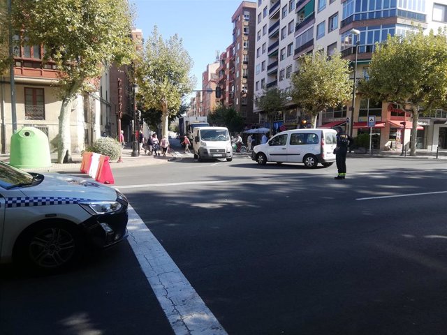 Archivo - Avenida de Navarra de Logroño, donde el Ayuntamiento colocará pasos de peatones elevados