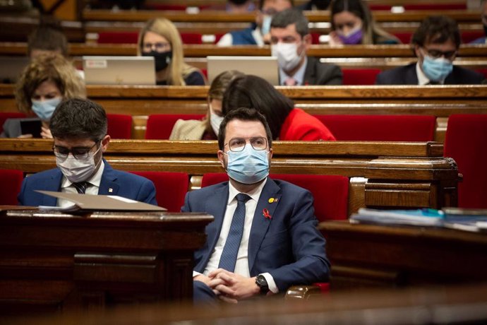 El presidente de la Generalitat, Pere Aragons, en una segunda sesión del Pleno del Parlament de Catalunya, a 1 de diciembre de 2021, en Barcelona, Cataluña (España). El pleno del Parlament de esta semana centra su debate en la votación de la convalidac