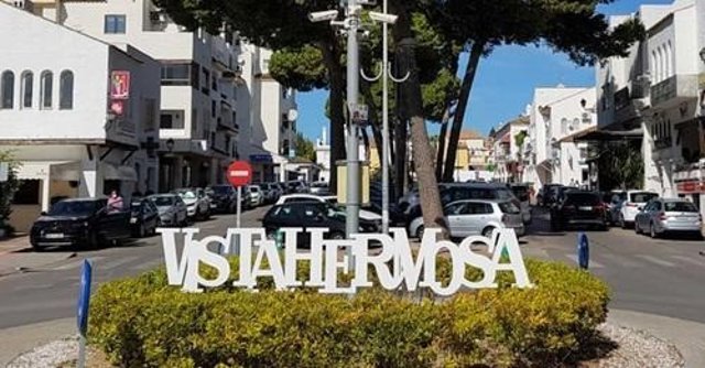 Entrada de Vistahermosa en El Puerto.